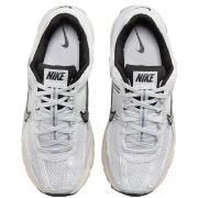 Nike Zoom Vomero 5 "Light Silver" 