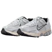 Nike Zoom Vomero 5 "Light Silver" 