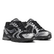 Saucony Progrid Triumph 4  Black Silver