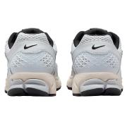Nike Zoom Vomero 5 "Light Silver" 