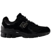 Gore-Tex x New Balance U2002DXB Black Metallic